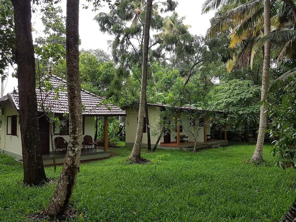 Palmy Lake Resort Alappuzha